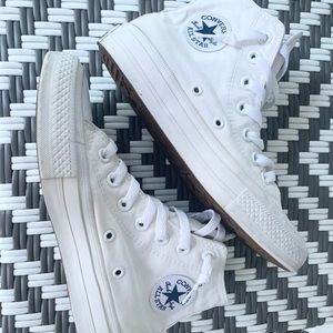 Converse Chuck Taylor all white shoes - Size 6